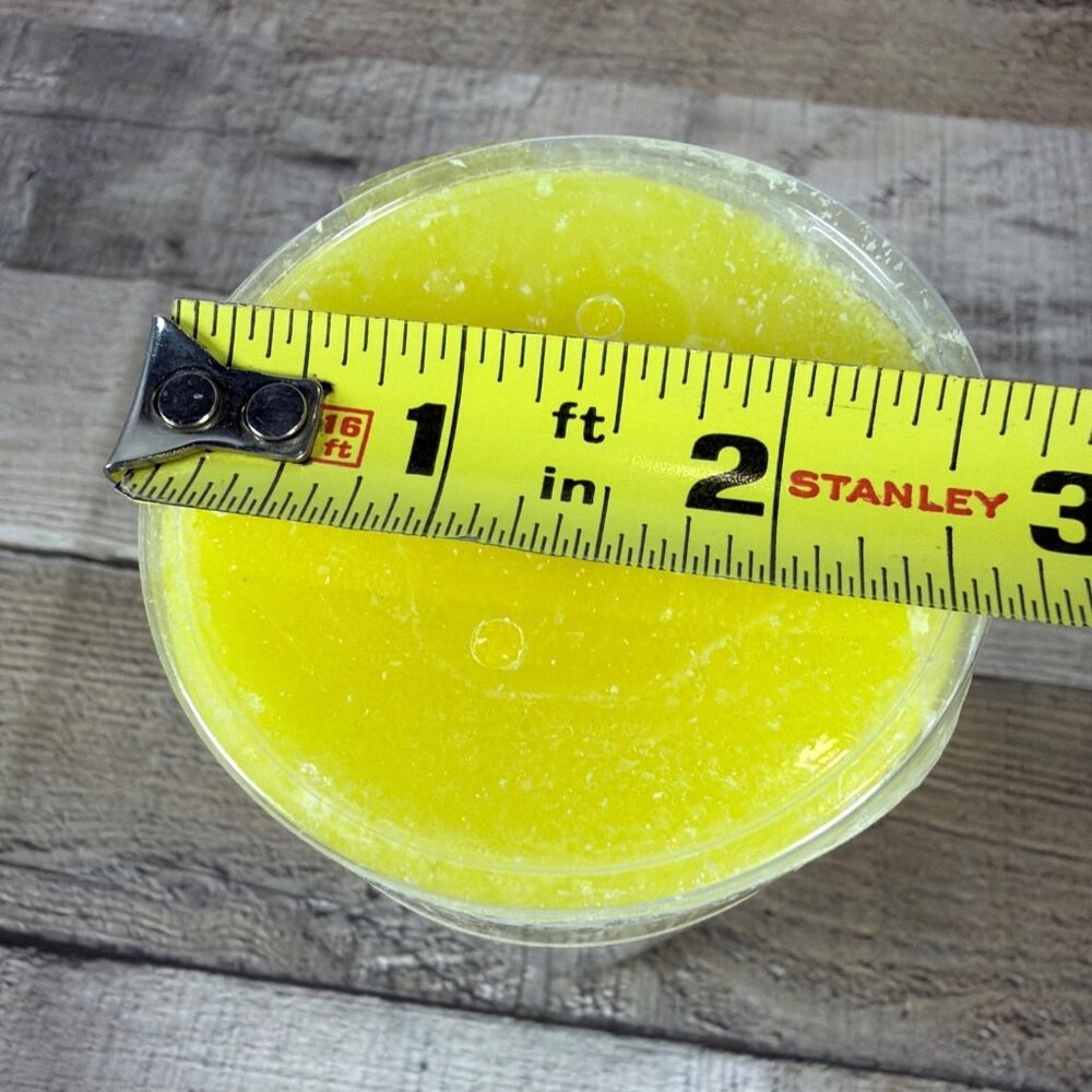 Jodhpur Fresh Linen Scented 6 In Pillar Candle Yellow Wax 55 Hour Burn Time NEW - Picture 7 of 9